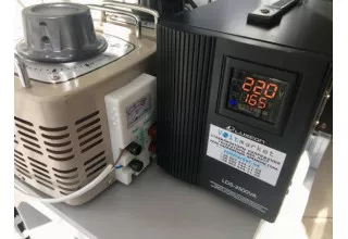 Який стабілізатор напруги потрібний для холодильника