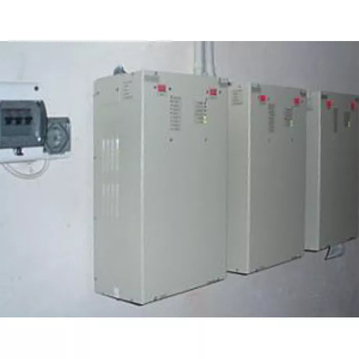 Электронный однофазный стабилизатор напряжения PHANTOM VNTS-4,5