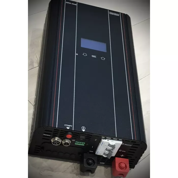 Источник бесперебойного питания Phantom UPS-4048