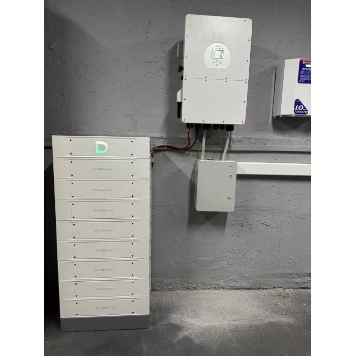 Сонячний гібридний інвертор Deye SUN-30K-SG02HP3-EU-AM3