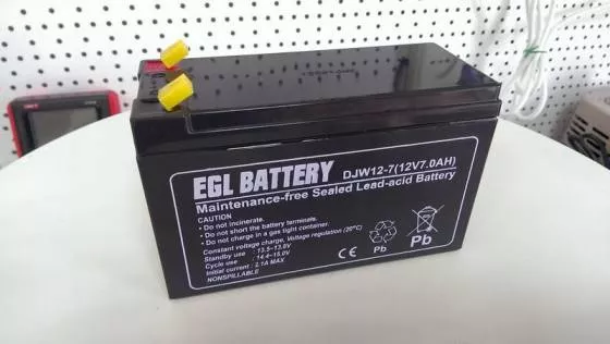 Аккумуляторная батарея EGL DJW12-7